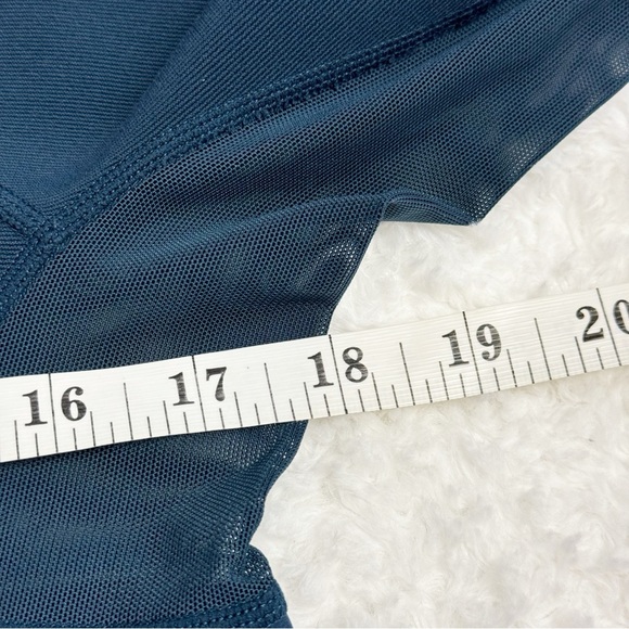 Sweaty Betty Zip Up Running Jacket Medium Rose Gold Accents, Thumb Holes, Hood - Picture 11 of 16